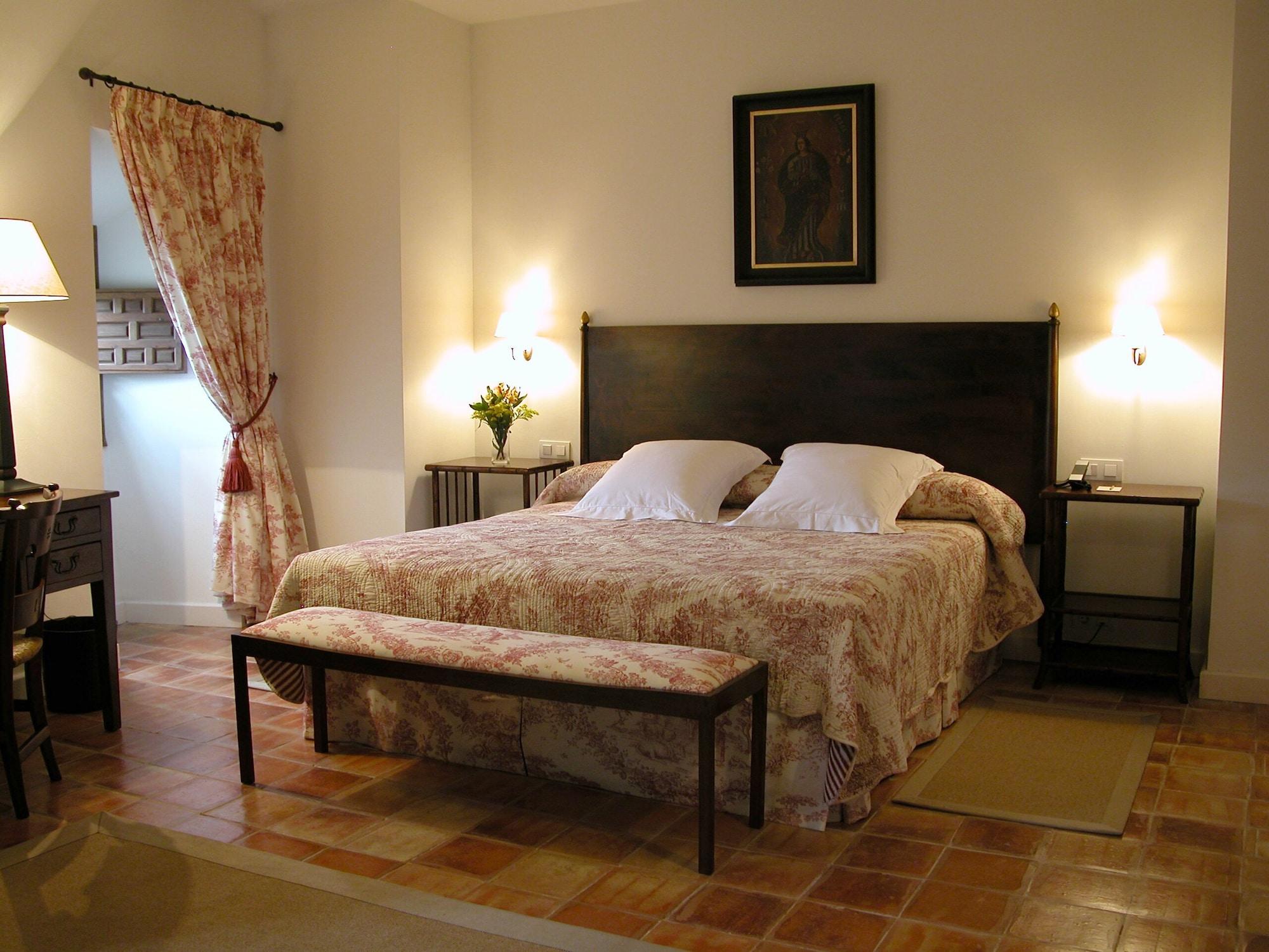 Hotel Puerta De La Luna Baeza Cameră foto