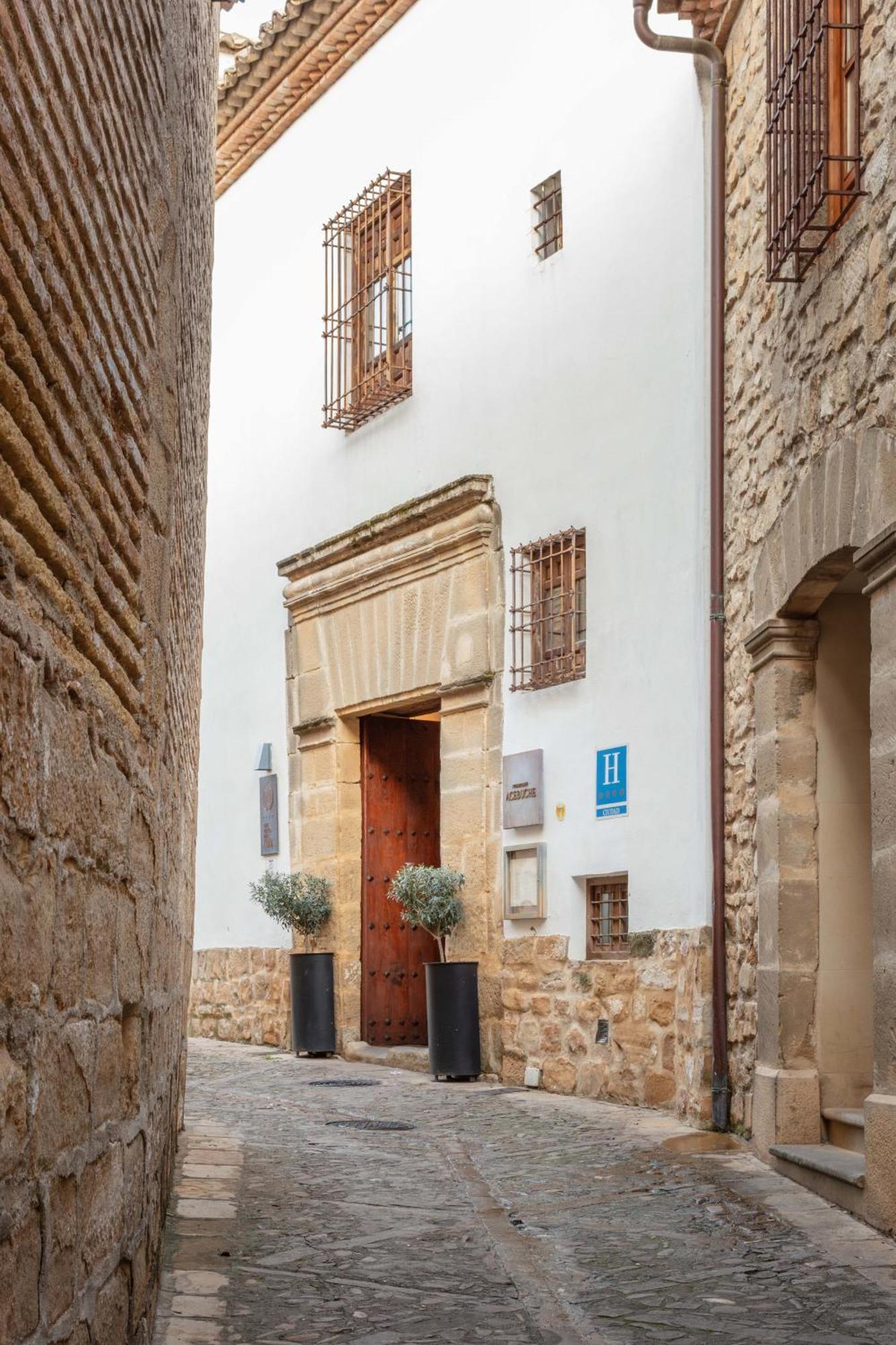 Hotel Puerta De La Luna Baeza Exterior foto